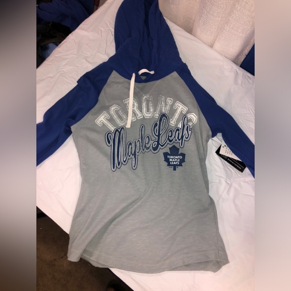 New wit tags NHL Official Merch Toronto Maple Leafs Hoodie - Picture 2 of 11